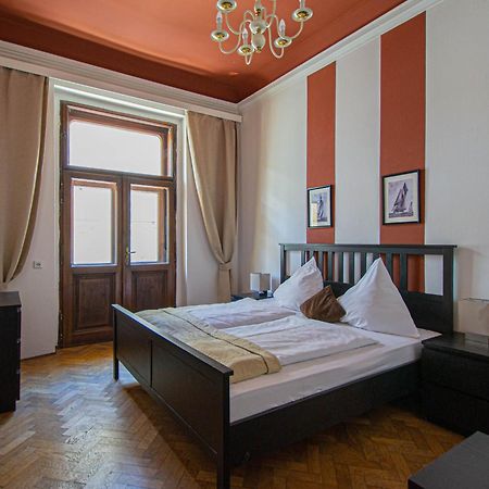 For Celebrations Spacious 3Bdr Apartment With Balcony Praag Buitenkant foto