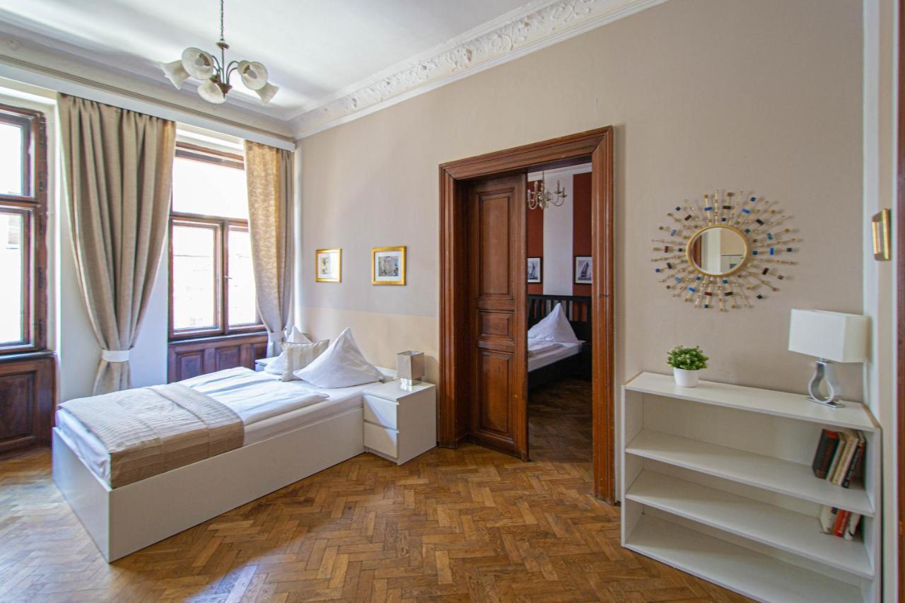 For Celebrations Spacious 3Bdr Apartment With Balcony Praag Buitenkant foto