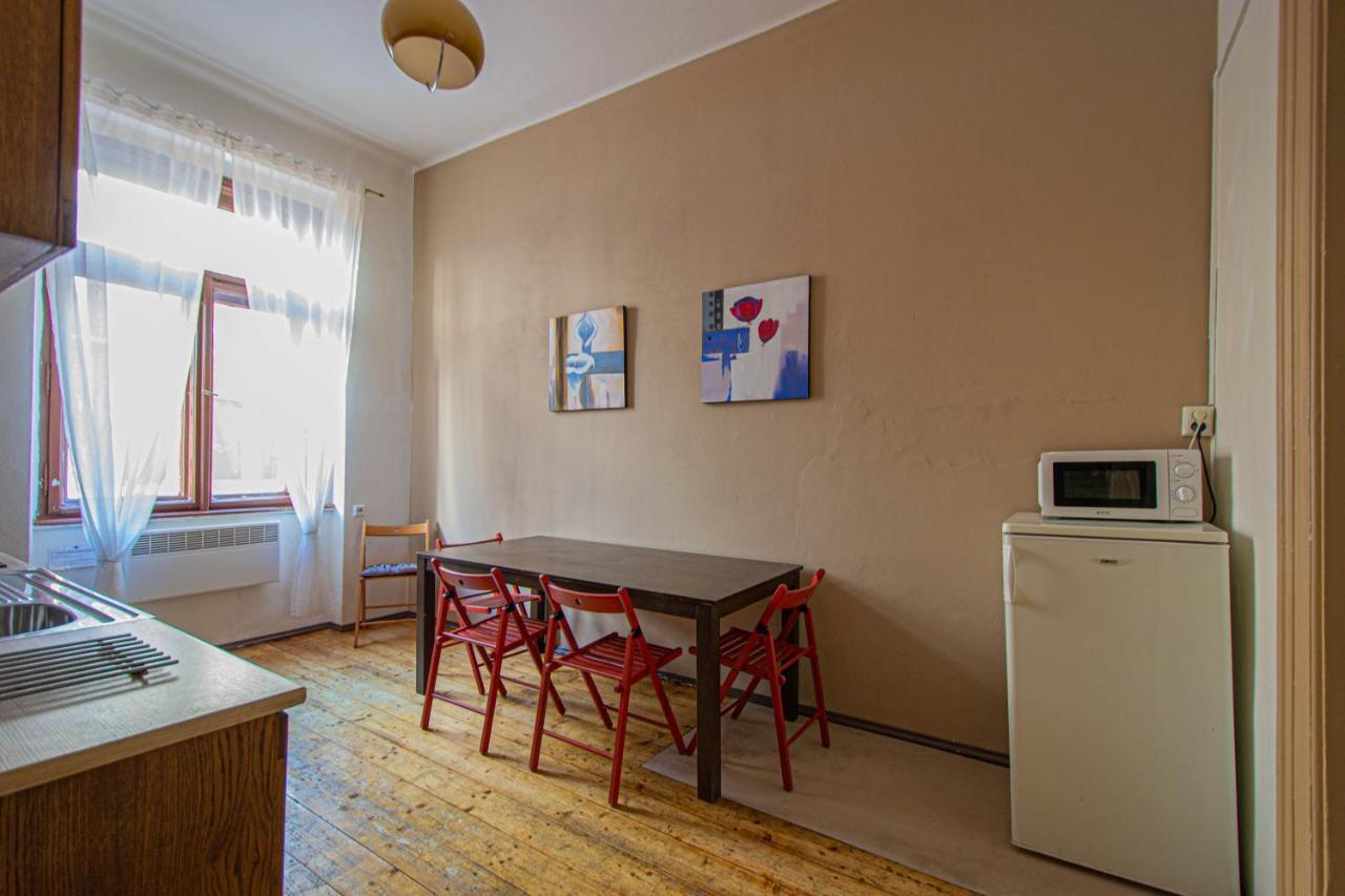 For Celebrations Spacious 3Bdr Apartment With Balcony Praag Buitenkant foto
