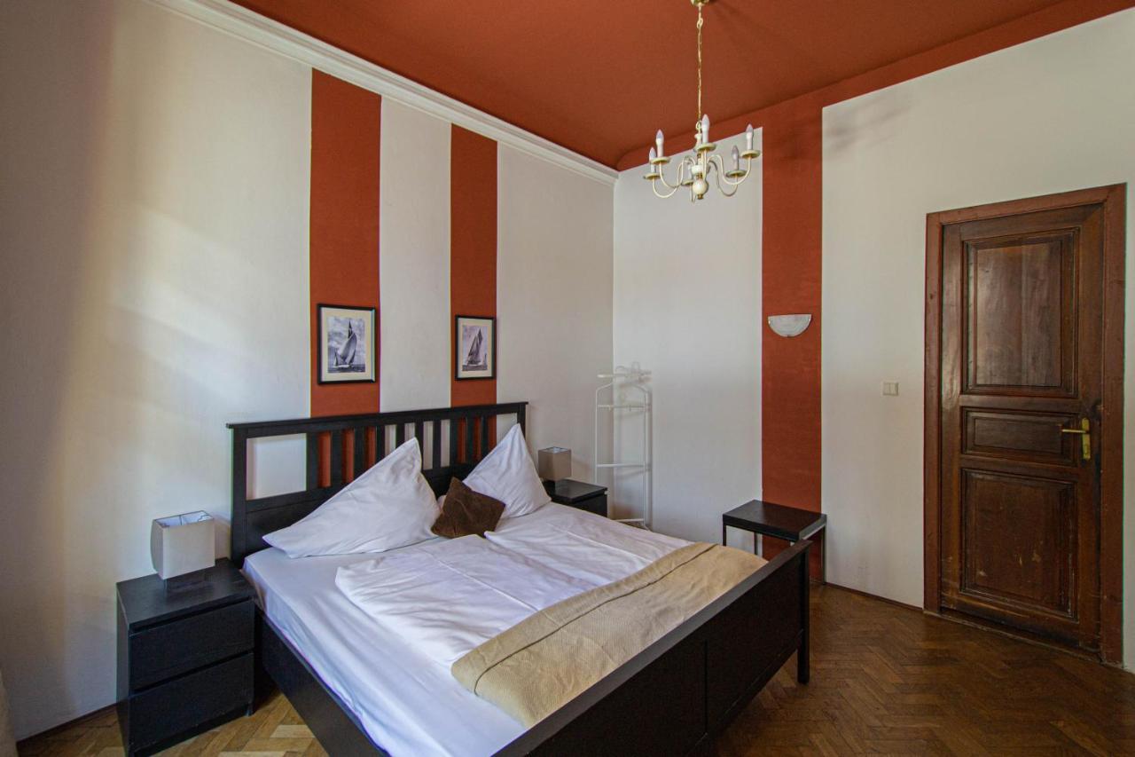 For Celebrations Spacious 3Bdr Apartment With Balcony Praag Buitenkant foto