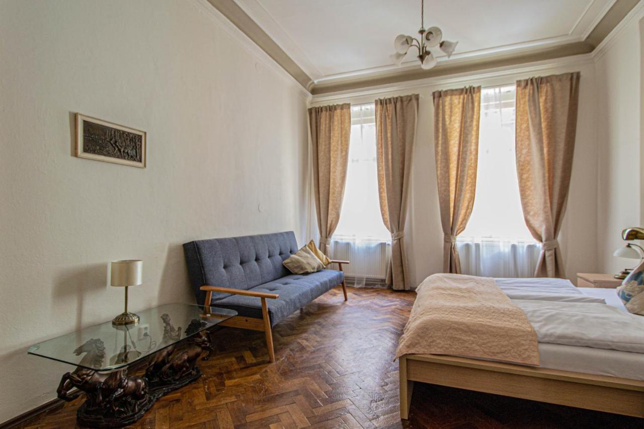 For Celebrations Spacious 3Bdr Apartment With Balcony Praag Buitenkant foto