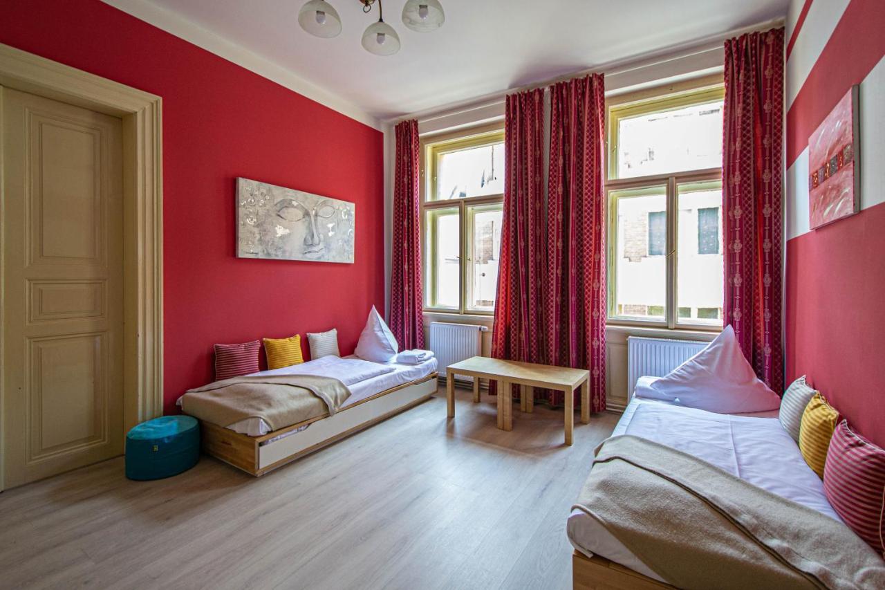 For Celebrations Spacious 3Bdr Apartment With Balcony Praag Buitenkant foto