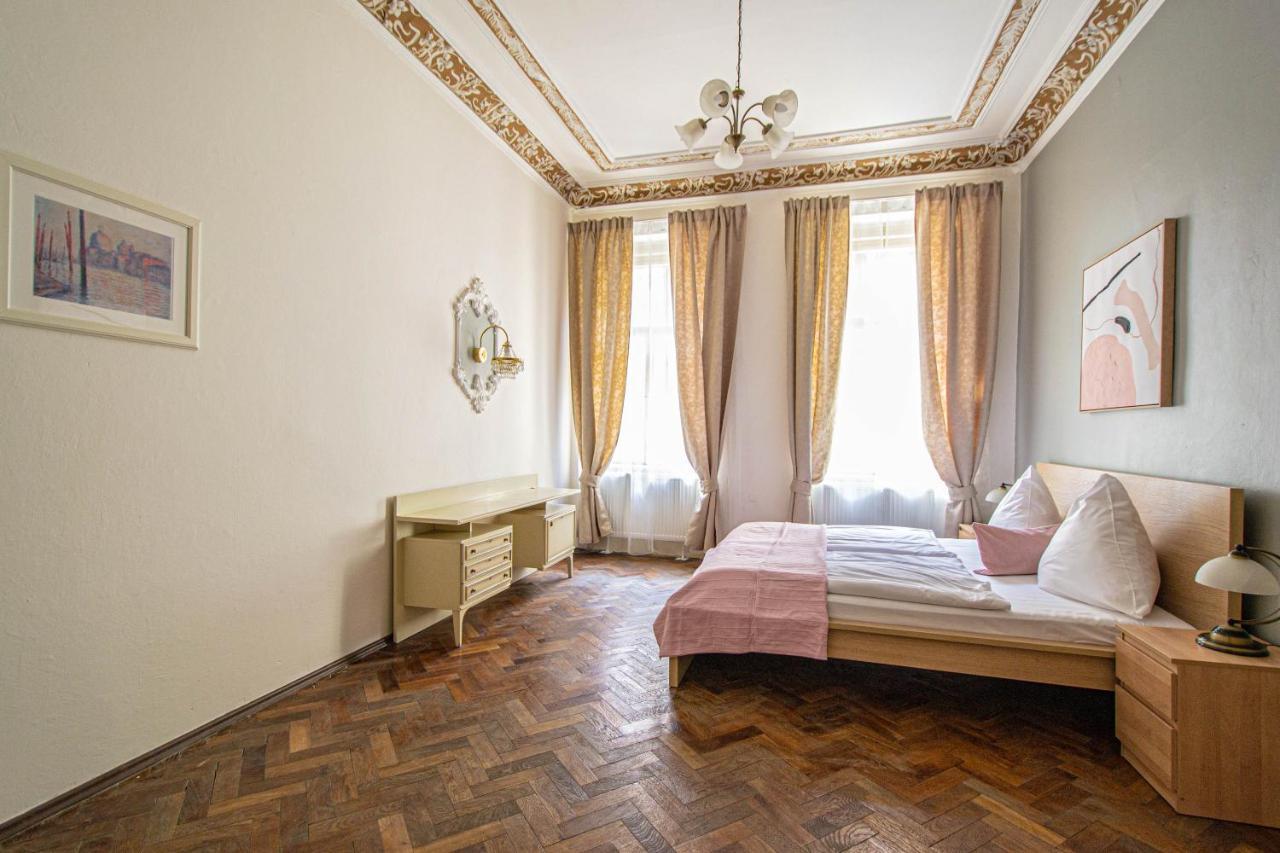 For Celebrations Spacious 3Bdr Apartment With Balcony Praag Buitenkant foto