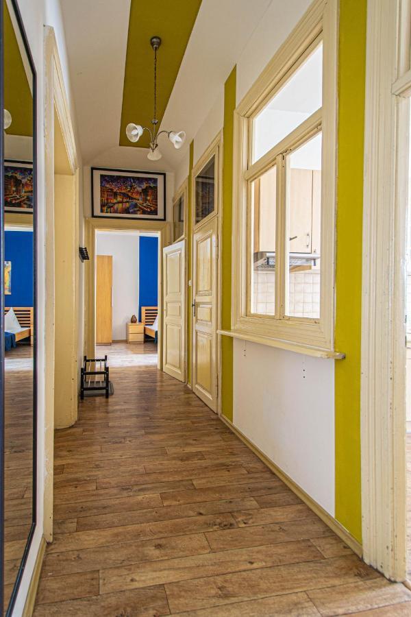 For Celebrations Spacious 3Bdr Apartment With Balcony Praag Buitenkant foto