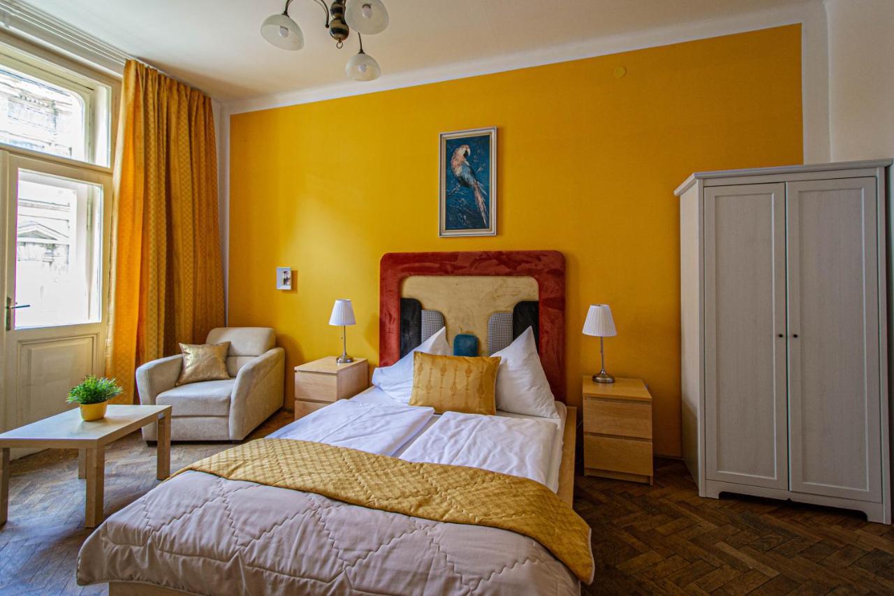 For Celebrations Spacious 3Bdr Apartment With Balcony Praag Buitenkant foto