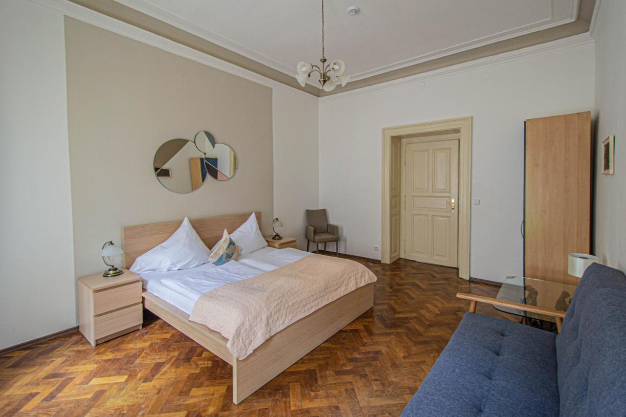 For Celebrations Spacious 3Bdr Apartment With Balcony Praag Buitenkant foto
