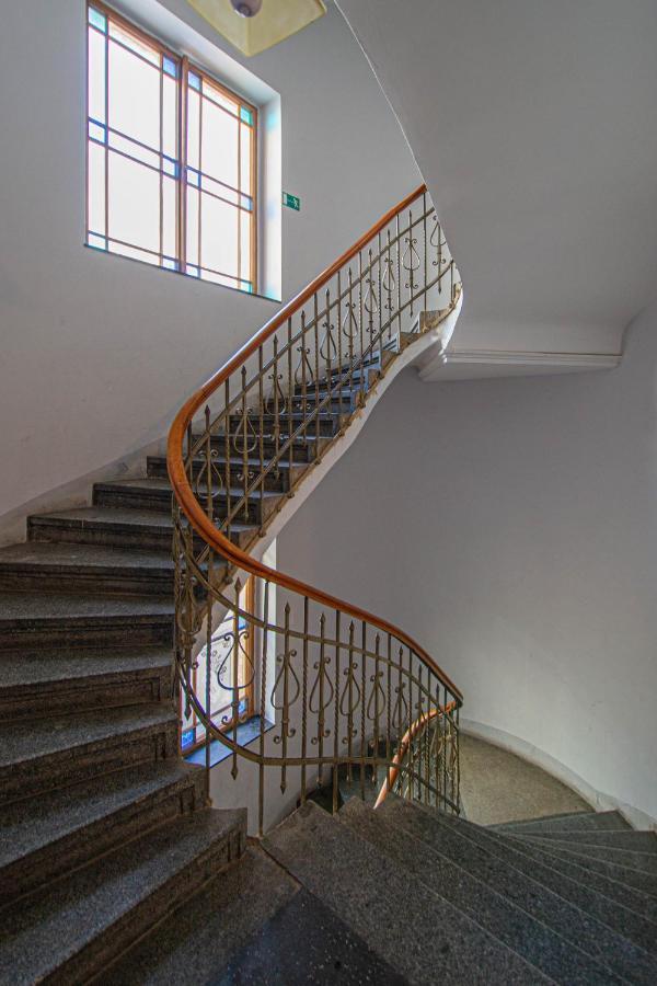 For Celebrations Spacious 3Bdr Apartment With Balcony Praag Buitenkant foto
